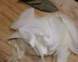 A picture of step 2 of Nakládaný Hermelín - Spicy Marinated Camembert.