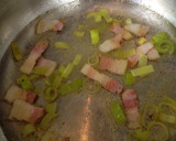 A picture of step 3 of Spring Cabbage and Bacon Pasta.