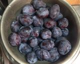 A picture of step 1 of German Plum Butter (Pflaumenmus).