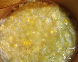 A picture of step 4 of Sweet Corn Soup.
