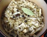 A picture of step 3 of German Stewed Sauerkraut with Sausages.