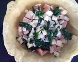 A picture of step 11 of Quiche Lorraine with Spinach and Bacon (small version).