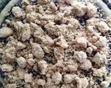 A picture of step 18 of Mohnkuchen mit Streusel (German Poppy Seed Cake).