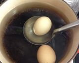 A picture of step 2 of Onsen Tamago (Japanese-style "Poached" Eggs).