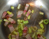 A picture of step 2 of Spring Cabbage and Bacon Pasta.