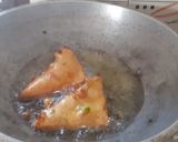 A picture of step 8 of Bread pakoda.