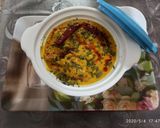 A picture of step 5 of Resturant style Punjabi kadhi pakora.