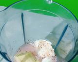 Foto langkah ke 5 dari resep Smoothies Banana with Almontha Milk.