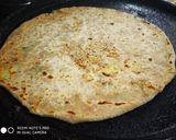 A picture of step 3 of Mixed Parantha.