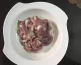 Hình bước làm 4 của món Ngó sen xào hành lá
