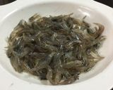 Hình bước làm 1 của món Tép xào bông hẹ