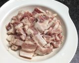 Hình bước làm 2 của món Măng xào 