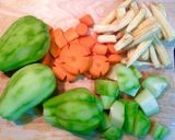 Hình bước làm 2 của món Súp gà nấu susu