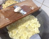 Foto langkah ke 3 dari resep Keripik Pisang Manis.