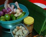 Foto langkah ke 1 dari resep OPOR AYAM ala Tegal [Warung Lesehan Banyumili].