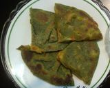 A picture of step 5 of Spinach-Potato Stuffed Paratha.
