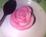 Foto langkah ke 3 dari resep Pudding susu mawar.