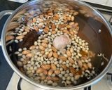 A picture of step 6 of 🥣 Chicken Feet Soup with Black-Eyed Peas and Peanuts.