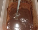 Foto del paso 6 de la receta: Pastel relleno nata y cubierto con dos chocolates