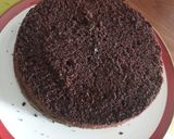 Foto langkah ke 10 dari resep Black Forrest Panggang DCC Base birthday cake.