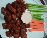 Foto del paso 12 de la receta: Boneless con salsa de chapulines y aderezo rosa