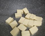 家常蟹黃豆腐的食譜步驟2照片