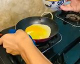 Hình bước làm 2 của món Trứng cuộn kiểu Nhật