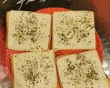 Foto del paso 3 de la receta: Pizzitas con Pan de Molde