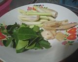 รูปขั้นตอนการทำที่ 2 ของ ต้มยำไก่