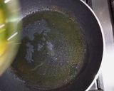 A picture of step 5 of Spinach Omelette 💚🥬🍕.