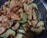Foto langkah ke 2 dari resep Sambal terong kering simple.
