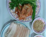 Hình bước làm 2 của món Thịt luộc cuốn kim chi