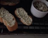 รูปขั้นตอนการทำที่ 6 ของ Garlic butter for bread and seafood