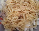 รูปขั้นตอนการทำที่ 11 ของ โฮมเมดยากิโซบะ Homemade yakisoba Thai style (sorry, my style ; D )