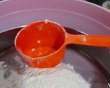 A picture of step 1 of Orange chiffon cake.