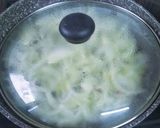 Foto del paso 3 de la receta: Bacaladillas finas (Capelláns) con cebolla y Pebrella 🐟