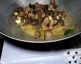 Foto langkah ke 9 dari resep 10 >< Gulai Jeroan Kambing (Dengan Santan).