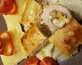 Töltött sertéstekercs, tejszínes szószban recept fázis 4 fotója