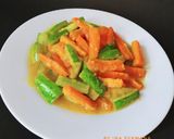 Foto langkah ke 6 dari resep Acar Kuning Wortel Timun.