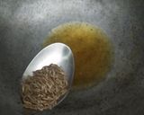 A picture of step 3 of Spicy Green Pea Ghugni.