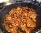 Une image de l'étape 10 de Poulet aux tomates et moutarde de Dijon.