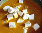 A picture of step 5 of Paneer lahsooni.