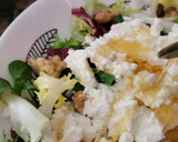 Foto del paso 2 de la receta: Ensalada gourmet con aguacate, requesón, frutos secos y miel