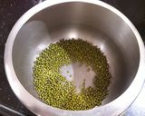 મસાલાવાળા વઘારેલા મગ (masala moong recipe in gujarati) રેસીપી સ્ટેપ1ફોટો