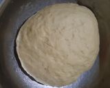 Foto langkah ke 4 dari resep Roti goreng montok tanpa ulen dan tanpa mixer ekonomis.