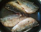 A picture of step 3 of Pan-fried Mackerel with Grated Onion Sauce.