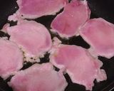 A picture of step 2 of Sauteed Pork with Onion Sauce.