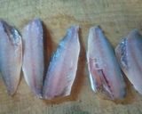 A picture of step 3 of Sweet and Sour Horse Mackerel.