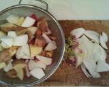 A picture of step 1 of Vegetable Balsamic Vinegar Soup.