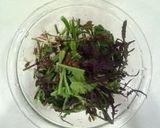 A picture of step 2 of Mackerel and Swiss Chard Stir-fry with Balsamic Vinegar.